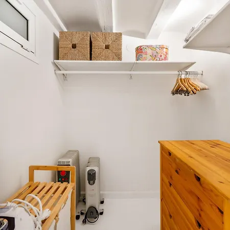 Stylish Duplex In Historic Born